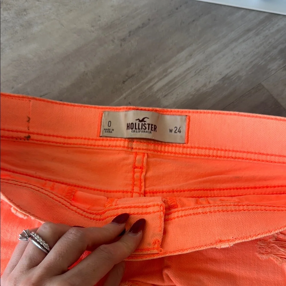 Hollistee Orange and Blue Shorts Bundle - Picture 5 of 8